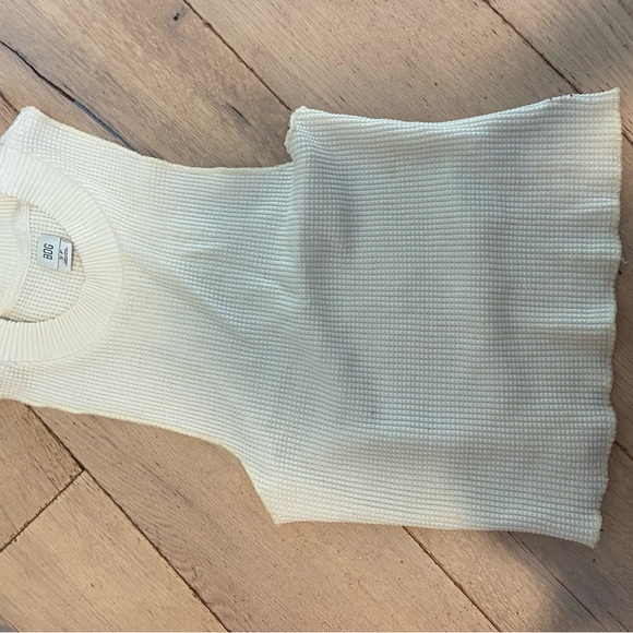 BDG KNIT TANK - Picture 2 of 4